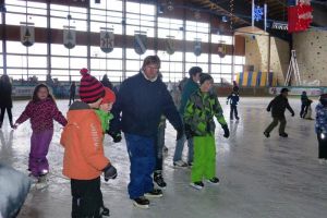 Ausflug Karate-Abteilung 23.02.2013 (Schlittschuhlaufen)